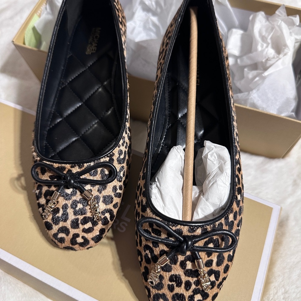 Michael Kors flat shoes 6